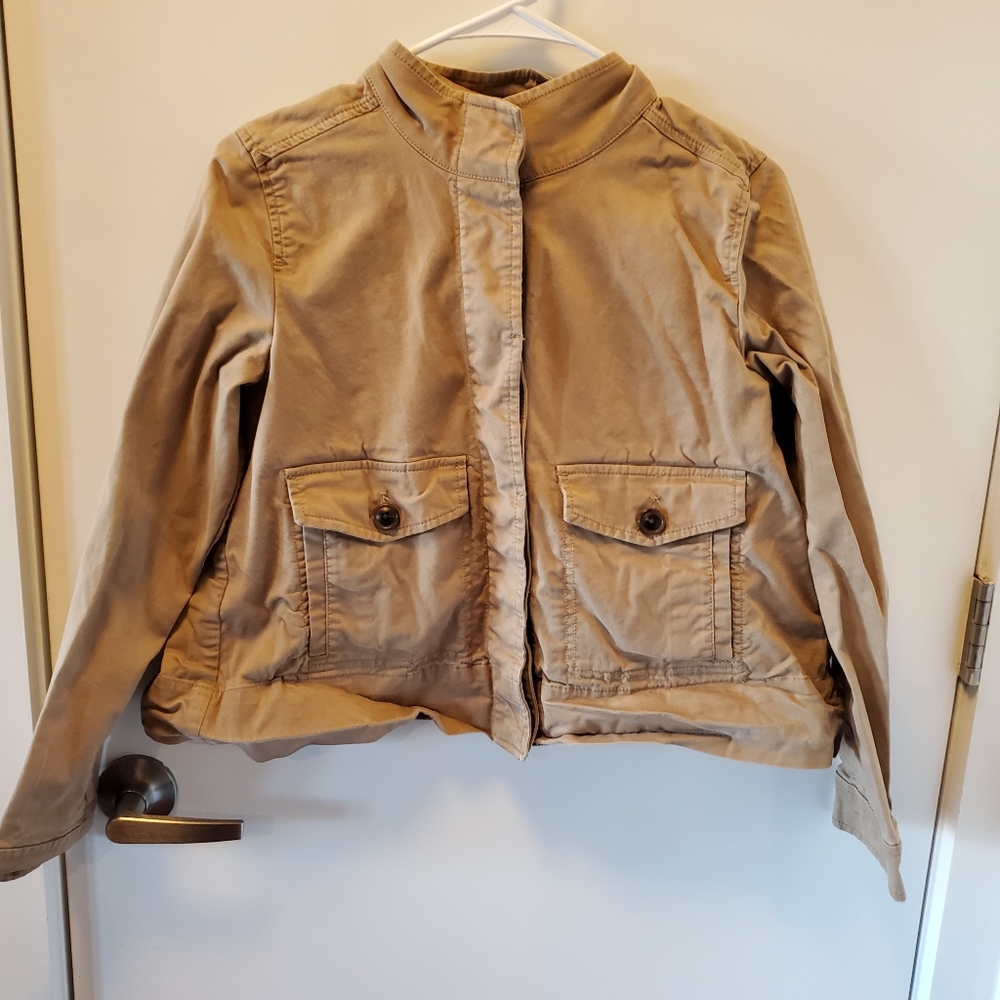 GAP tan jacket with buttons